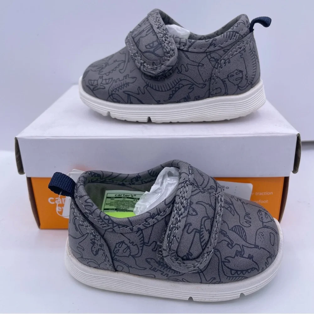 CARTER’S baby boy Turbo2 easy on comfy gray sneakers Size 2 (3-6months)